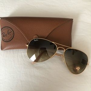 Ray-Ban Aviator Sunglasses